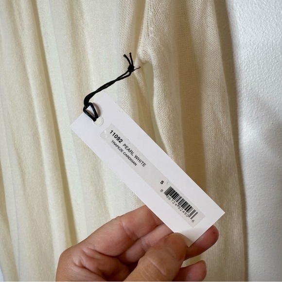 New White + Warren 100% Cashmere Trapeze Cardigan in Pearl White size small - Picture 5 of 13